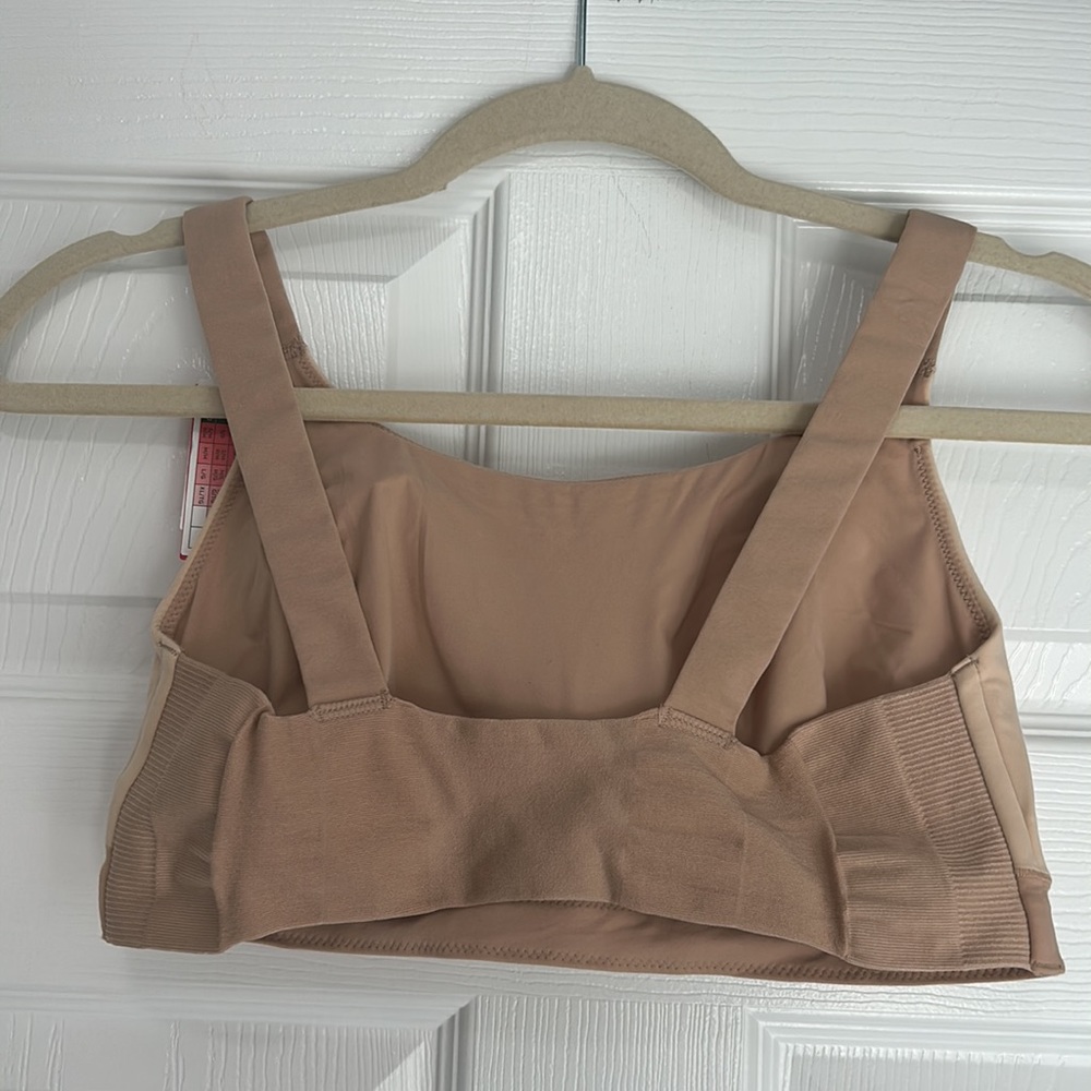 NWT Spanx Bra-llelujah lightly lined tank bralette. Naked 2.0. Size large. - Picture 3 of 12